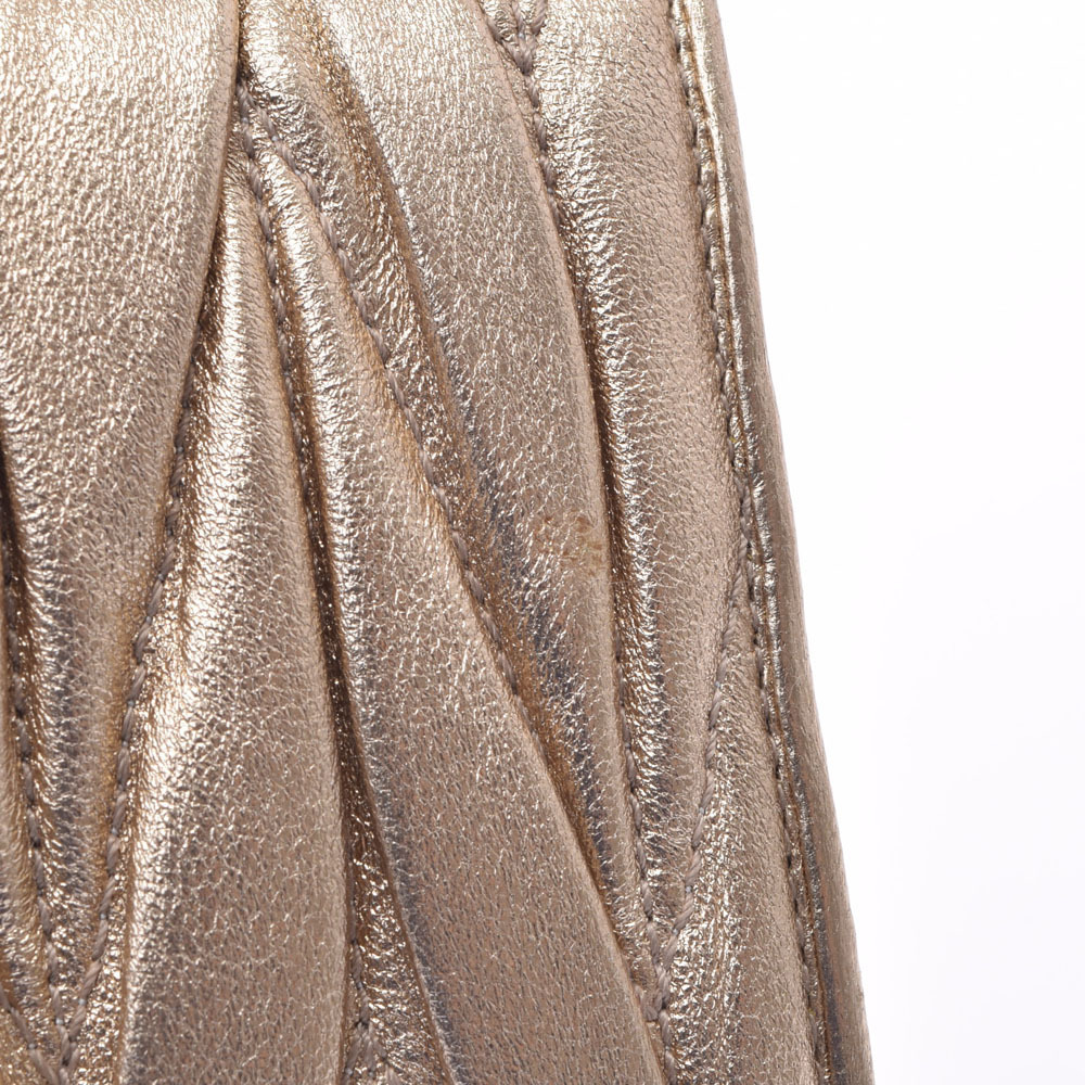 Miu MIu Matelasse Long Wallet Gold Leather - Picture 8 of 8